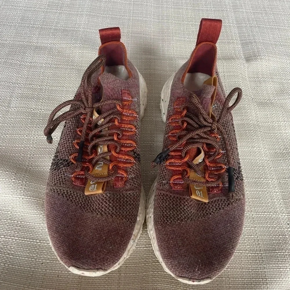 Nike Shoes - Sz. 6.5M / 8.5W